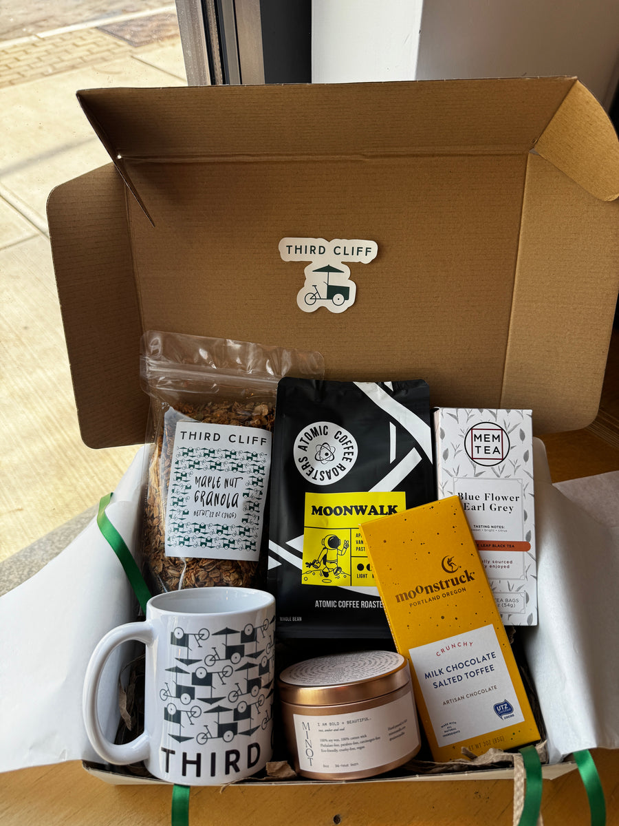 Cozy Winter Gift Box – Third Cliff Bakery